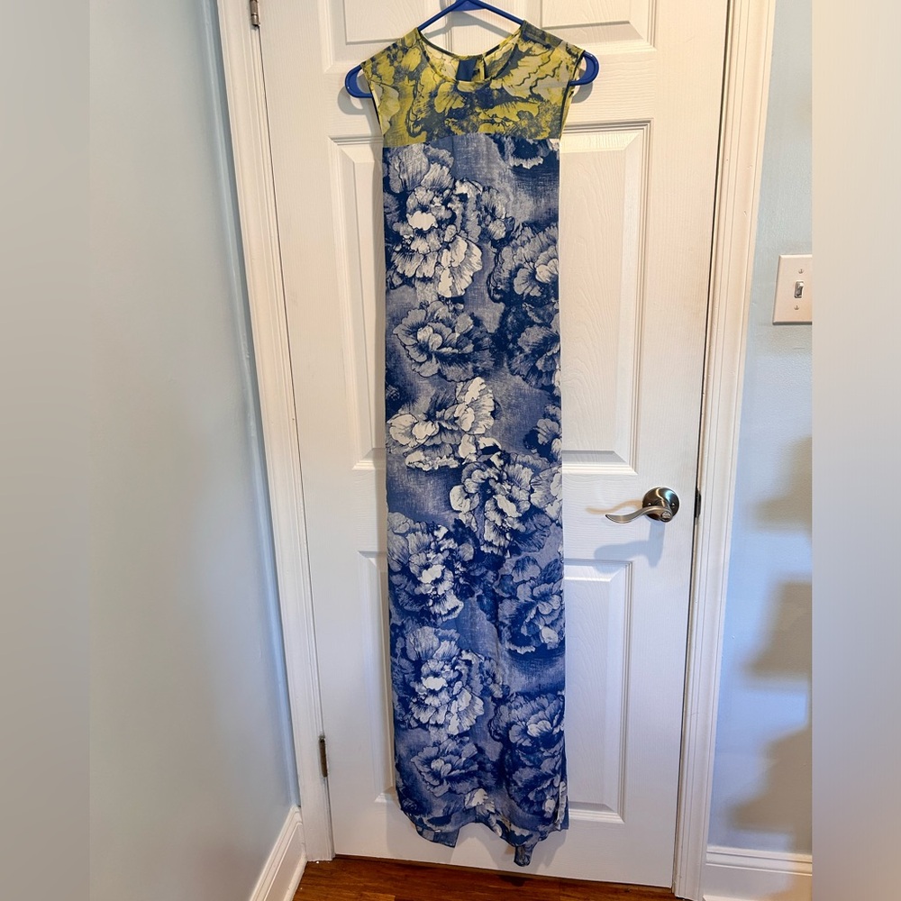 BCBGMax Floral Blue Yellow Maxi side slit open back dress size XXS